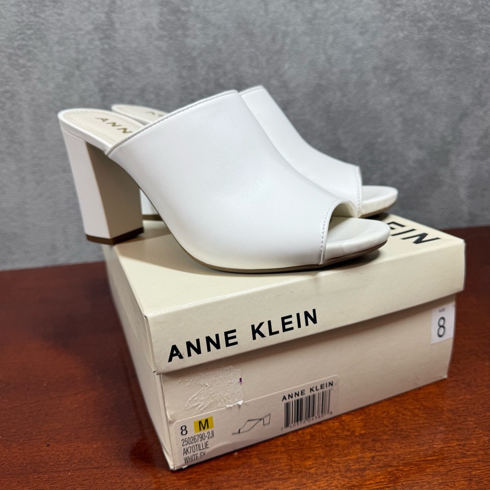Anne Klein Tillie White Block Heel Mule Sandals Women 8M Slip On Open Toe